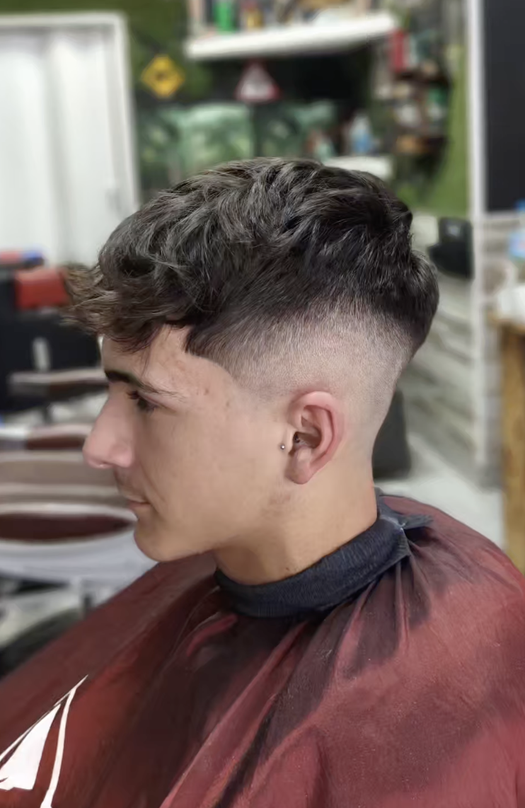 The Wolf Barber trabajo